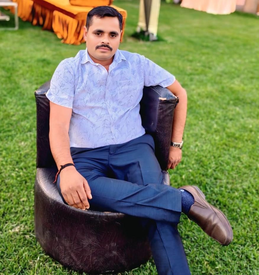 Dinesh Kumar yadav